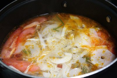 Cách làm món canh mọc nấu măng chua 5