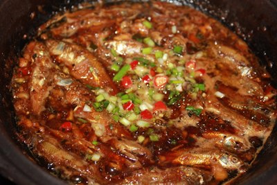 cá linh kho tiêu bếp điện 3